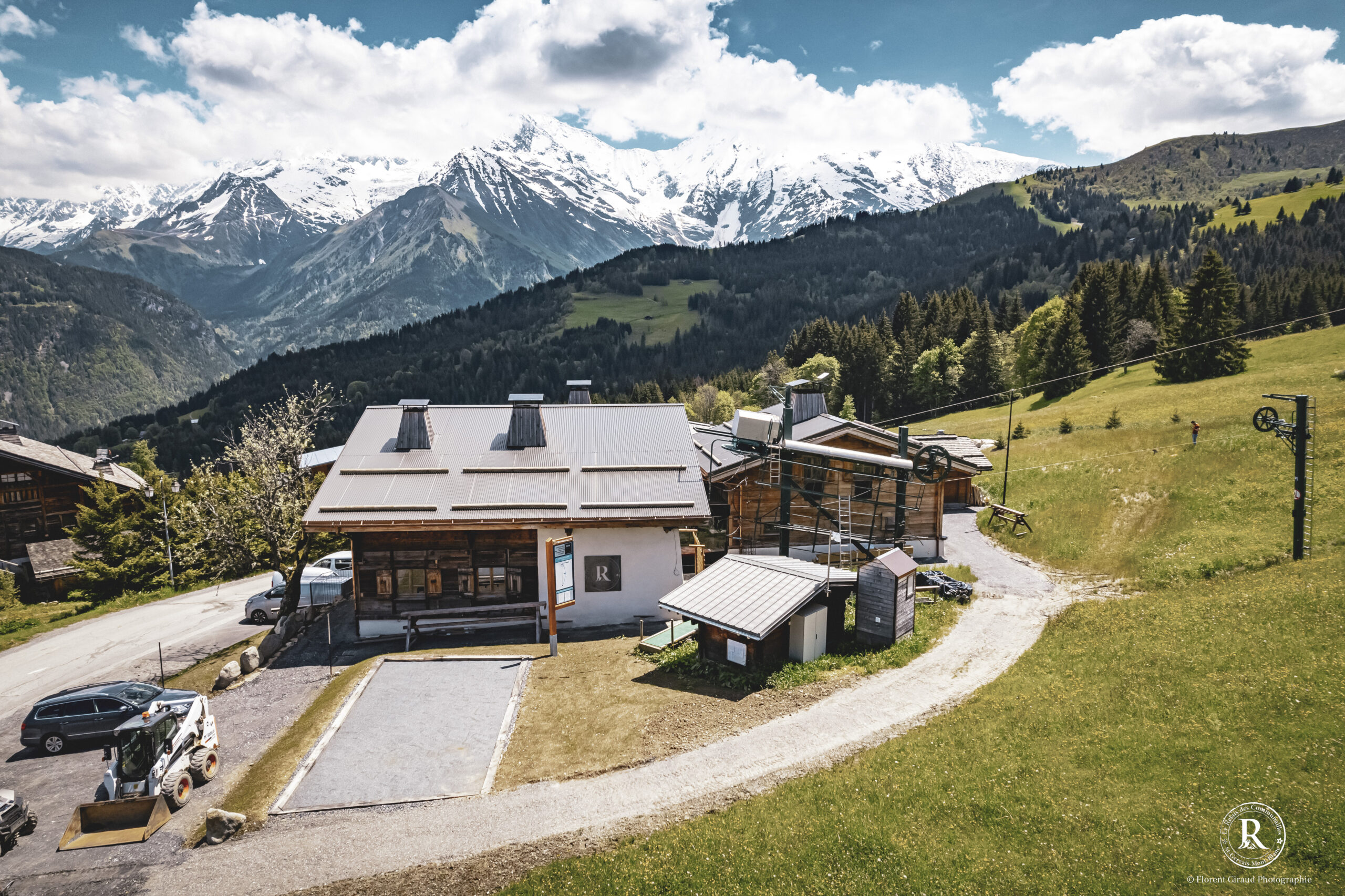 https://lerelaisdescommunailles.com/wp-content/uploads/2025/05/DJI_0378-2-scaled.jpg